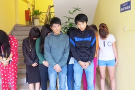 Studio “sex” trong nhà nghỉ