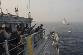 Mỹ đưa 2 tàu chiến mang tên lửa tới Ấn Độ thao diễn