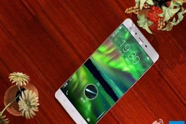 Vivo Xplay 5: Smartphone đầu tiên trên thế giới có RAM 6 GB