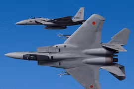 Nhật triển khai gấp đôi máy bay F-15 tới gần đảo tranh chấp với Trung Quốc 