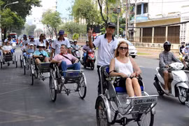 Khách quốc tế đến Việt Nam tăng trở lại sau 13 tháng giảm liên tiếp