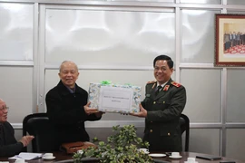 Câu lạc bộ Thăng Long là địa chỉ tin cậy để tham khảo ý kiến