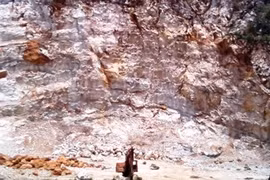 Khởi tố đối tượng làm sập mỏ đá Lèn Rỏi ở Nghệ An