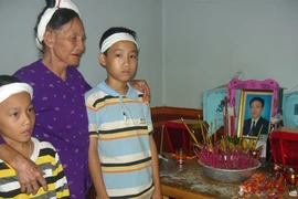 Chú rể chết tại nhà cô dâu trước ngày cưới, hai đứa trẻ mồ côi