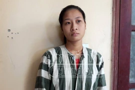 Đi dạo chơi, đôi tình nhân "tiện tay" trộm cắp tài sản