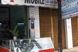 Hàng loạt của hàng sập bẫy đối tượng lừa đảo điện thoại iPhone