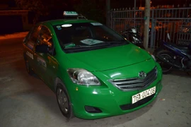 CSGT kịp thời ngăn chặn đối tượng say xỉn, lấy xe taxi bỏ chạy trong đêm