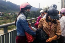 Nghi vấn hai mẹ con nhảy cầu tự tử vì áp lực nợ nần!