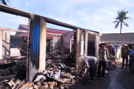 “Bà hỏa” khiến 8 hộ tiểu thương chợ Vàm Láng trắng tay ngày mùng 1