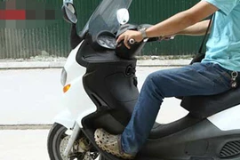 Bị khách hàng trên mạng lừa mất xe máy