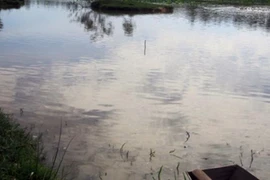 Rủ nhau đi bắt cua đồng 2 học sinh chết đuối thương tâm