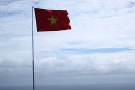 Hoàn thành cột cờ Tổ quốc trên đảo Lý Sơn