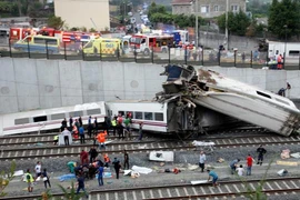 Tai nạn tàu thảm khốc ở Tây Ban Nha, ít nhất 45 người thiệt mạng