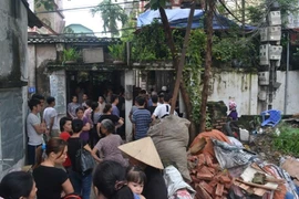 Dã man con trai vác gậy vụt chết bố đẻ đang nằm ngủ trưa