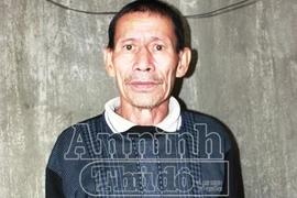 Cụ ông 62 tuổi 7 lần hiếp dâm cháu ngoại 7 tuổi