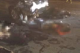 3 người đang sửa xe trên đường, bị đâm chết tại chỗ