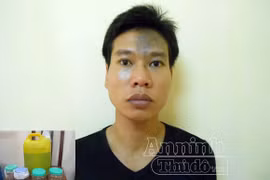 Mâu thuẫn với hàng xóm mua 5 lít xăng phóng hỏa đốt nhà 