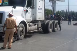 Xe đầu kéo gây tai nạn, nữ sinh lớp 9 tử vong thương tâm