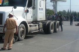 Xe đầu kéo gây tai nạn, nữ sinh lớp 9 tử vong thương tâm