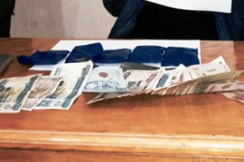 Bắt giữ đối tượng vận chuyển 900 viên ma túy tổng hợp