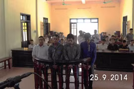 Thêm 4 đối tượng vụ gây rối trật tự, bắt giữ công an lĩnh án