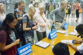 Bất cứ thành phố nào có sân bay quốc tế đều nguy cơ bị lây nhiễm Ebola