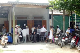 Xây nhà vướng dây điện, 2 thợ xây thương vong