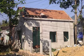 Cán bộ địa chính chiếm đất, xây nhà trái phép trong UBND xã