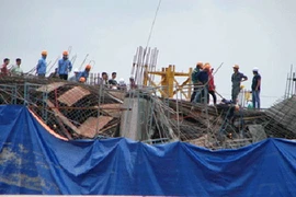 Sập công trình Trung tâm thương mại Lotte Mart tại Bình Dương