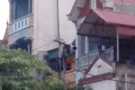 Nhân viên cáp viễn thông bị điện giật chết treo lơ lửng