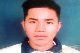 Phụ hồ giết chủ nhà cướp dây chuyền vàng và máy tính