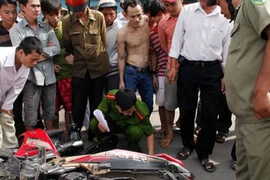 Tóm gọn tên cướp dùng tô-vít đâm lái xe ôm