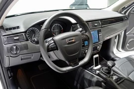 Chú rể sắp cưới bị hàng xóm phá cửa xe ô tô “cuỗm” gần 300 triệu đồng