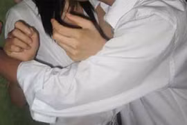 Uống rượu xong, giở trò hiếp dâm bạn gái cũ 