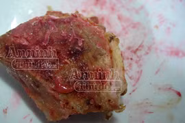 Nghệ An: Thịt lợn luộc chín bỗng xuất hiện màu đỏ thẫm