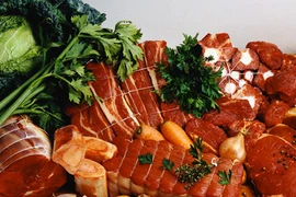 Những quyết định "giời ơi, đất hỡi" và sự lãng phí