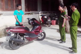 Sinh viên tên Luyện, chuyên trộm vàng và xe máy liên tỉnh