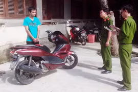 Sinh viên tên Luyện, chuyên trộm vàng và xe máy liên tỉnh