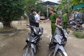 Bắt tội phạm, thu giữ tài sản phạm tội mà có, trả lại nhân dân