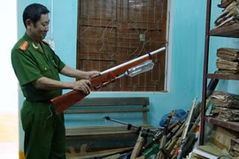 Thu hồi 300 cây súng tự chế các loại