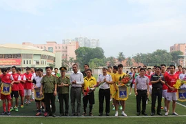 Q.Thanh Xuân: Khai mạc giải bóng đá mini giữa cán bộ, công chức và CAND 