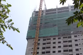 Rơi thang máy từ tầng 18 khiến 3 công nhân tử vong