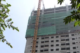 Rơi thang máy từ tầng 18 khiến 3 công nhân tử vong