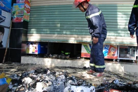 Cháy cửa hàng bách hóa tổng hợp, thiệt hại hàng trăm triệu đồng tại