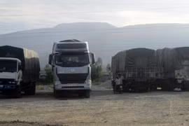 Hạ tải, phạt đoàn xe quá tải lọt trạm cân 6 tỉnh 48 triệu đồng