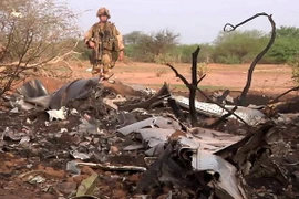 Pháp và Algeria mâu thuẫn về số người chết của AH 5017 bị rơi