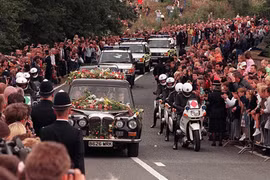 "Bà đầm thép" Thatcher được tổ chức lễ tang theo nghi thức quân đội