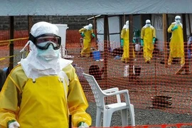 Mỹ cam kết hỗ trợ khoảng 100 triệu USD cho cuộc chiến chống Ebola