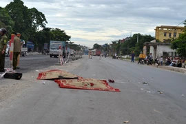 Xe tải tông xe máy 2 người tử vong thương tâm ngay tại chỗ