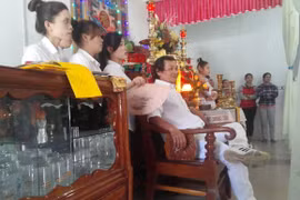 “Pháp sư” Bảy Hiền bị đình chỉ hoạt động mê tín dị đoan